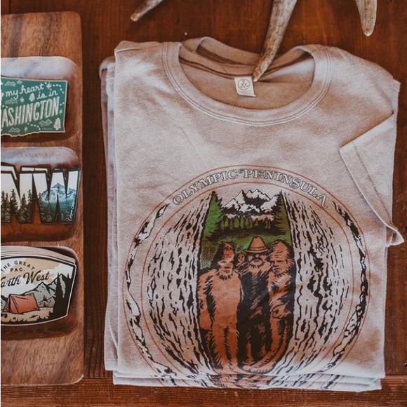Moss Port Angeles Olympic Peninsula Bigfoot Tshirt Men’s XL *New W/ Tags* PNW - Picture 1 of 5